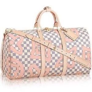 Meet your Posher, Sam